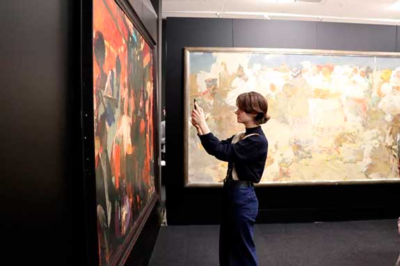 Выставка работ выпускников Петербургской академии художеств открылась в Минске