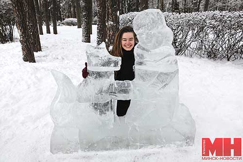 Впервые в парке Челюскинцев проходит вернисаж ледовых скульптур