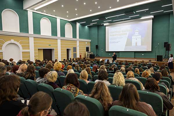 Беседа с юными художниками о нашей истории и белорусских святынях