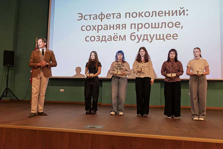 Колледж торжественно встретил новый учебный год