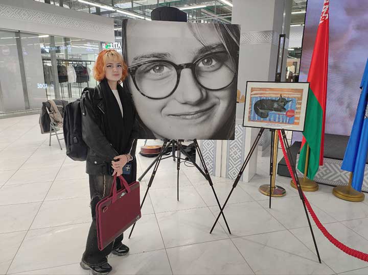 Открытие выставка картин и фотопортретов подопечных детского хосписа