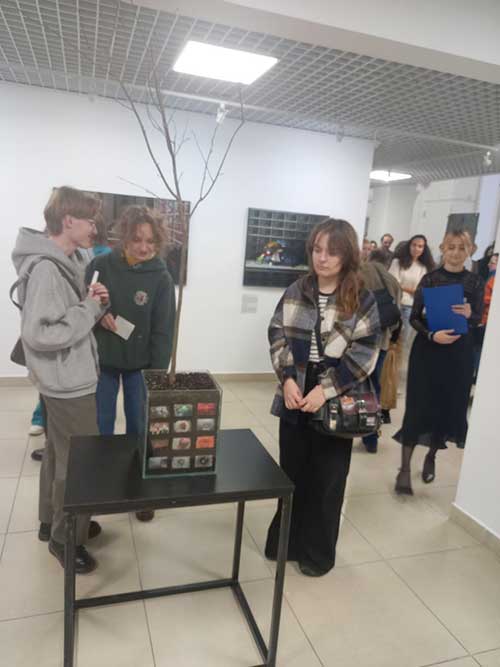 Открытие выставки «Триеннале молодых художников»