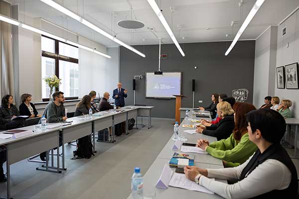 Семинар «Методы, приёмы и функции визуального языка в подготовке специалистов по направлению графический дизайн и дизайн мультимедиа»