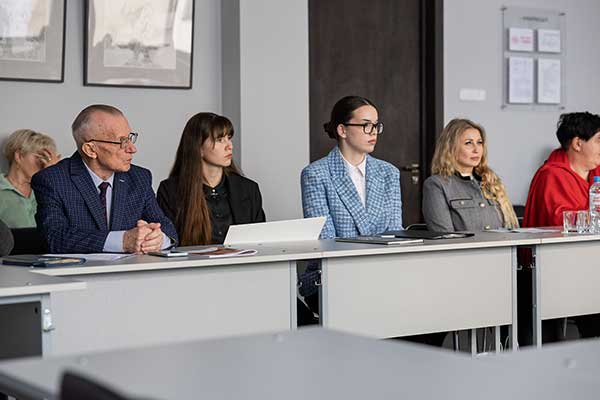 Семинар «Методы, приёмы и функции визуального языка в подготовке специалистов по направлению графический дизайн и дизайн мультимедиа»