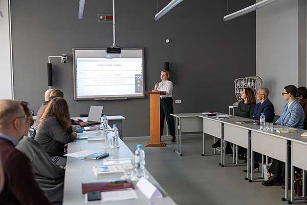 Семинар «Методы, приёмы и функции визуального языка в подготовке специалистов по направлению графический дизайн и дизайн мультимедиа»