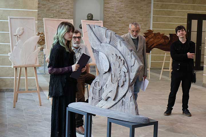 Защита дипломных работ в МГХК имени А.К. Глебова