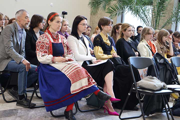 Защита дипломных работ в МГХК имени А.К. Глебова