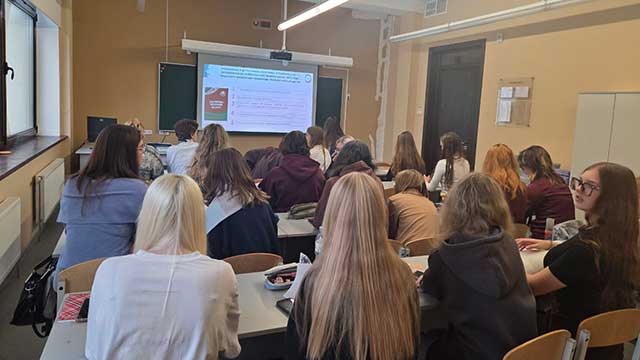 Информационный час