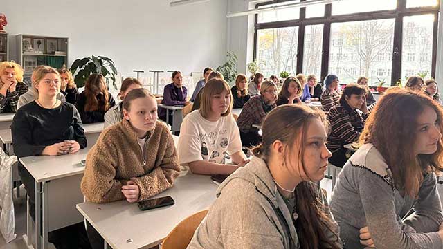 Информационный час