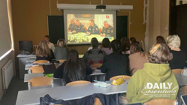 Информационный час