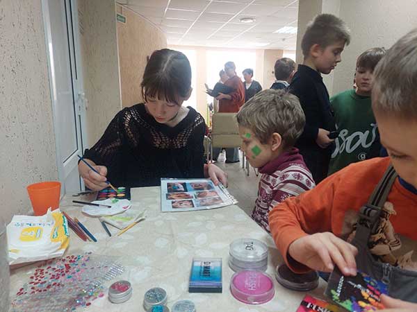 Волшебство «Зимней карусели»: праздник с&nbsp;аквагримом для&nbsp;особенных детей