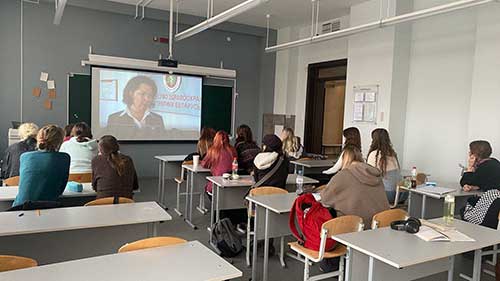 Информационный час