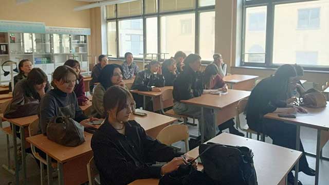 Информационный час