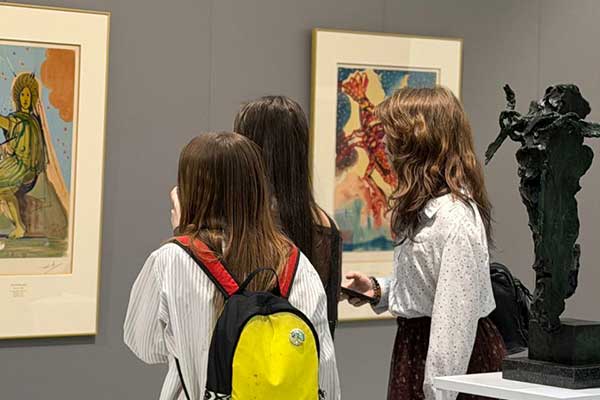 Экскурсия во Дворце искусств