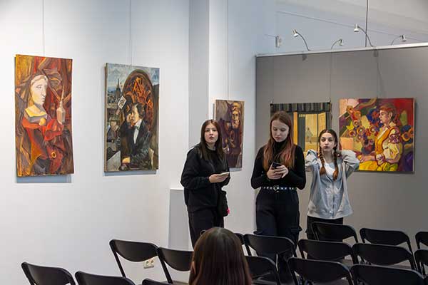 Гости из Слуцкой художественной школы искусств