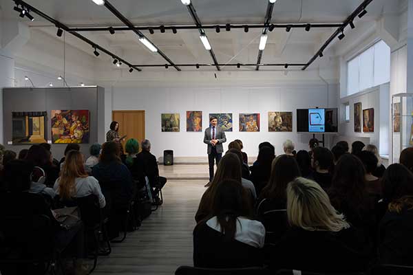 Открытие выставки учебных работ по итогам зимней сессии 2023/2024