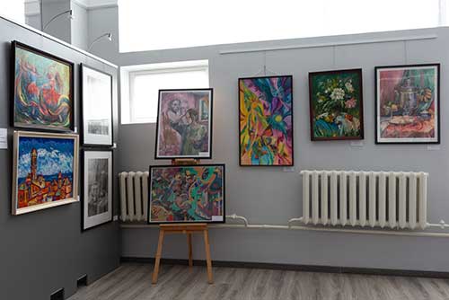 Творческие работы учащихся художественных школ на выставке «Вандроўка» 2018